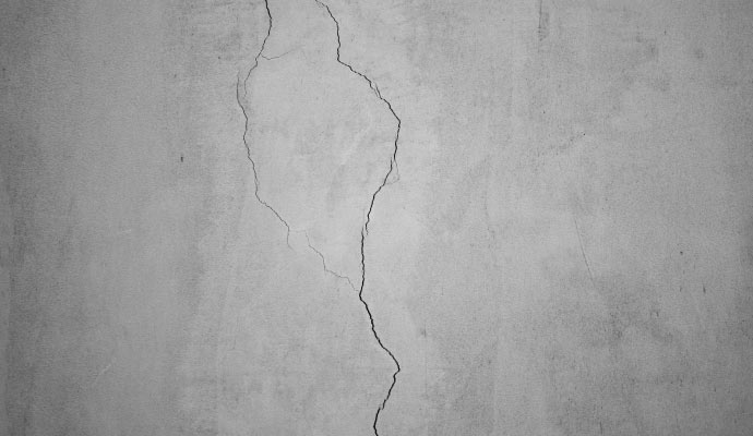 Basement wall crack