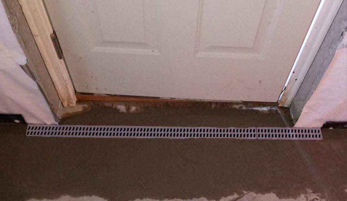 Entryway drainage